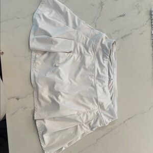 Athleta White Skorts Lightweight Elastic Waist